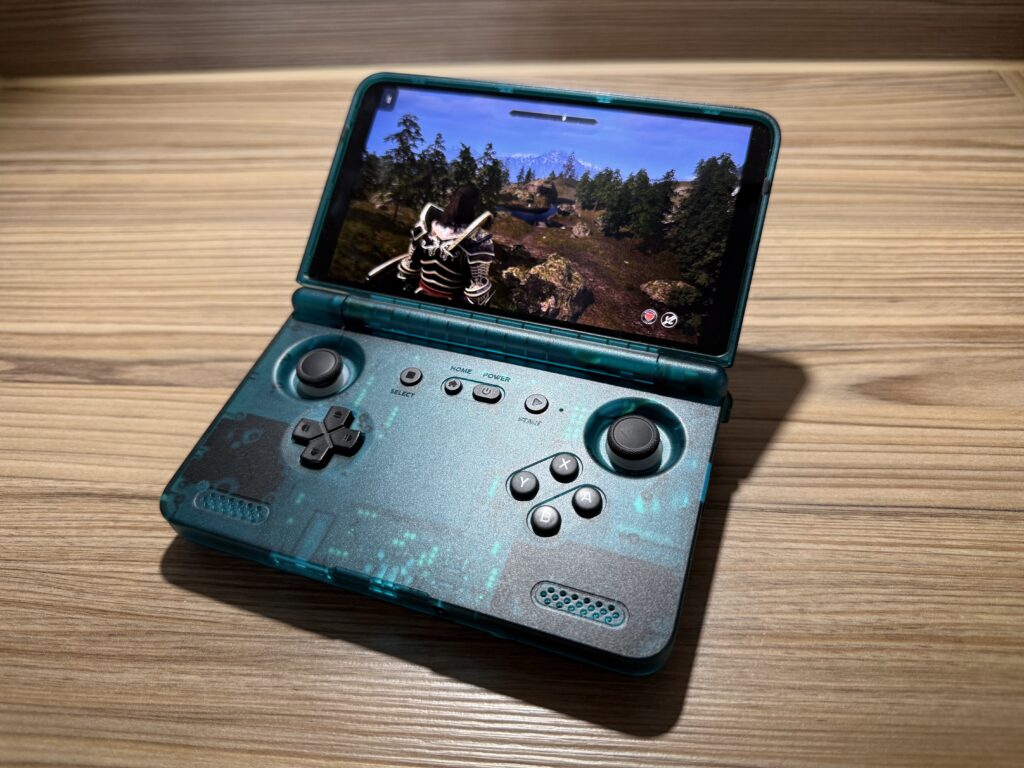 Retroid Pocket Flip 2 featuring Oblivion Remastered gameplay via Xbox Cloud gaming